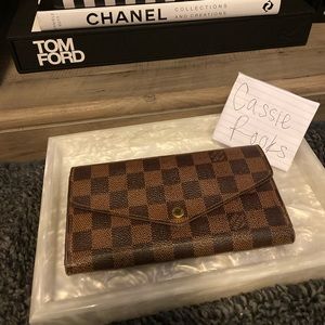 Louis Vuitton Sarah Wallet Damier Ebene